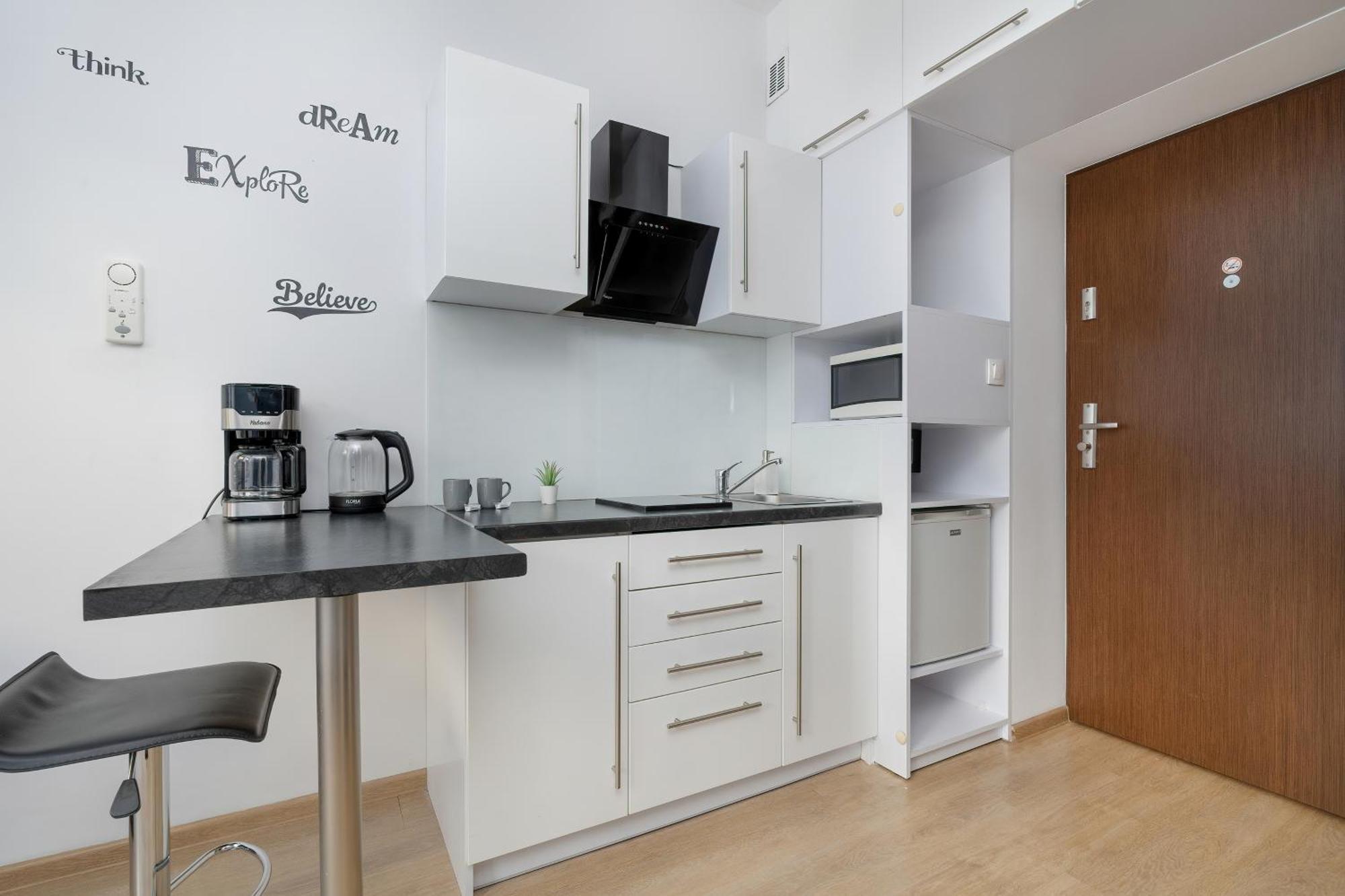 Lea Apartments Krakow Krowodrza By Noclegi Renters Ngoại thất bức ảnh